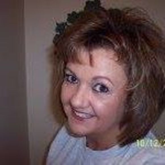 Meet your Posher, Debra - Picture 1 of 1